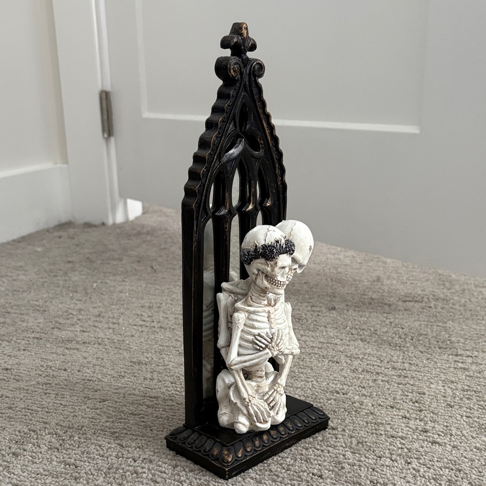 Ashland halloween mirrored midnight moon skeleton couple 🖤 - Picture 2 of 7
